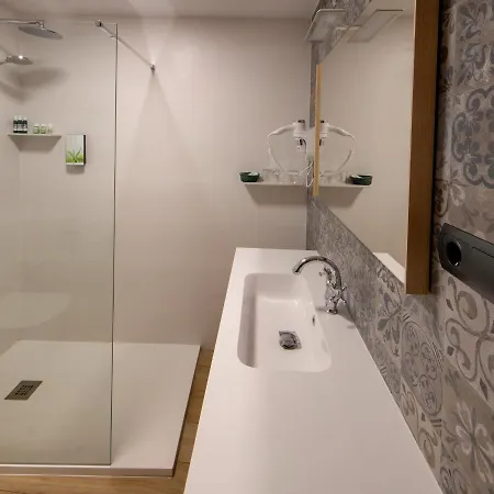 Cancelas Hotel 3*
